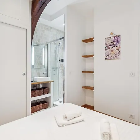 Luxury Living: Contemporain By Weekome *